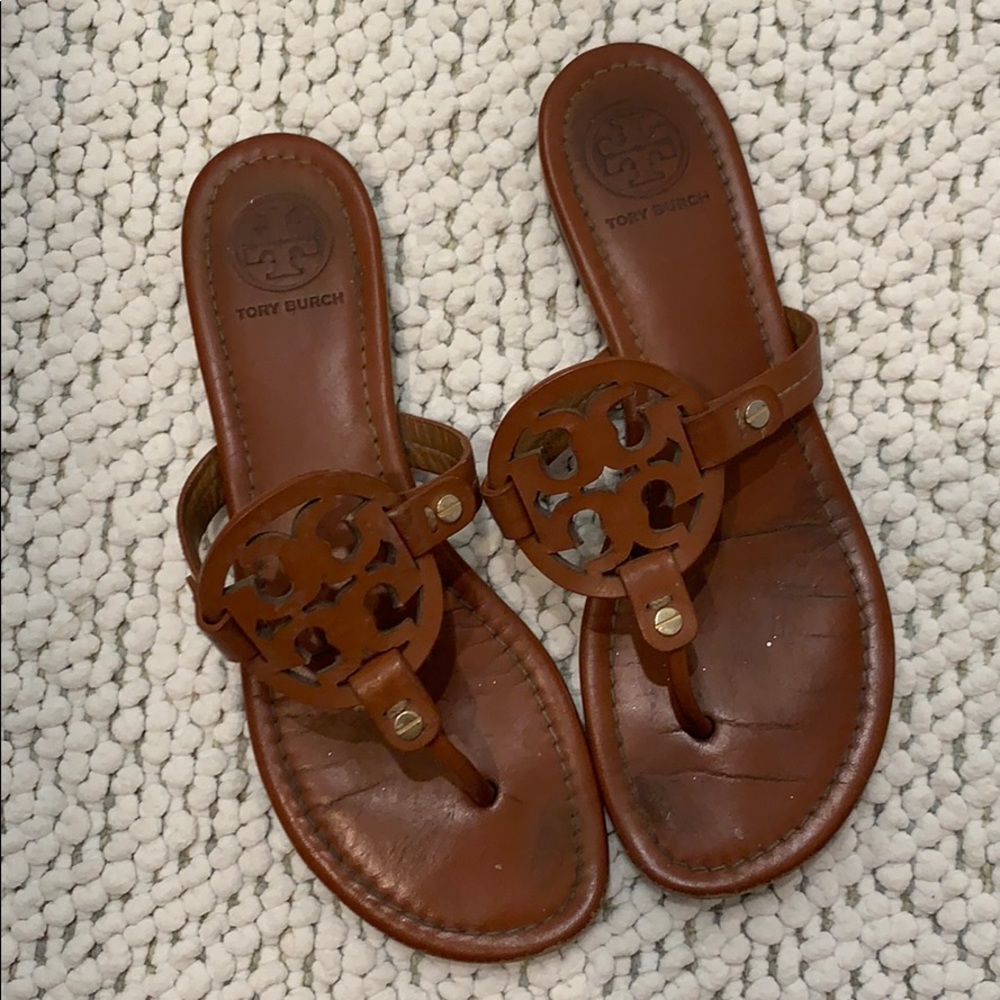 💕 GOING ON VACATION SALE - Tory Burch Miller 8
